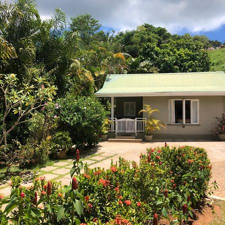 Sunbird Bungalow Anse Boileau Bagian luar foto